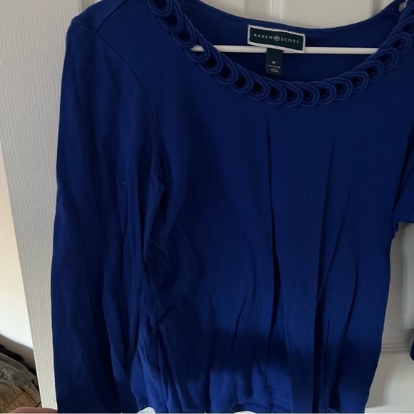 Blue Top - Picture 3 of 5